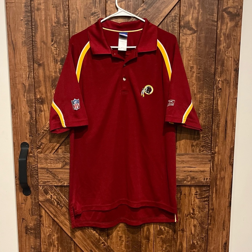 NFL Reebok Washington redskins red and yellow low collared game shortsleeve polo